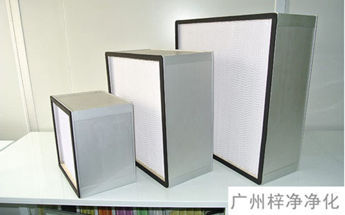 F-S有隔板中效空氣過濾器主要用于制藥、電子、食品廠房中潔凈/空調/通風系統的中級過濾。